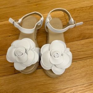 Toddler sandals size 9 worn once